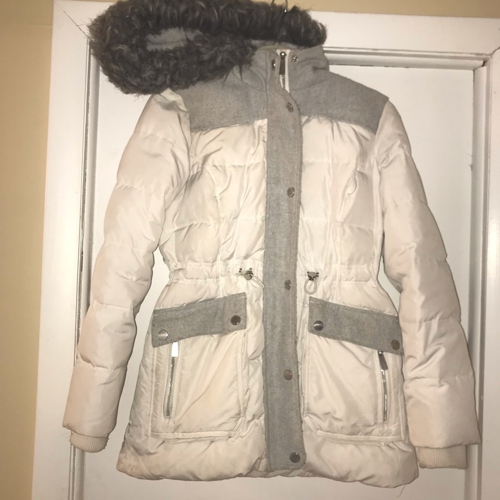 Barely worn Kenneth Cole white winter coat